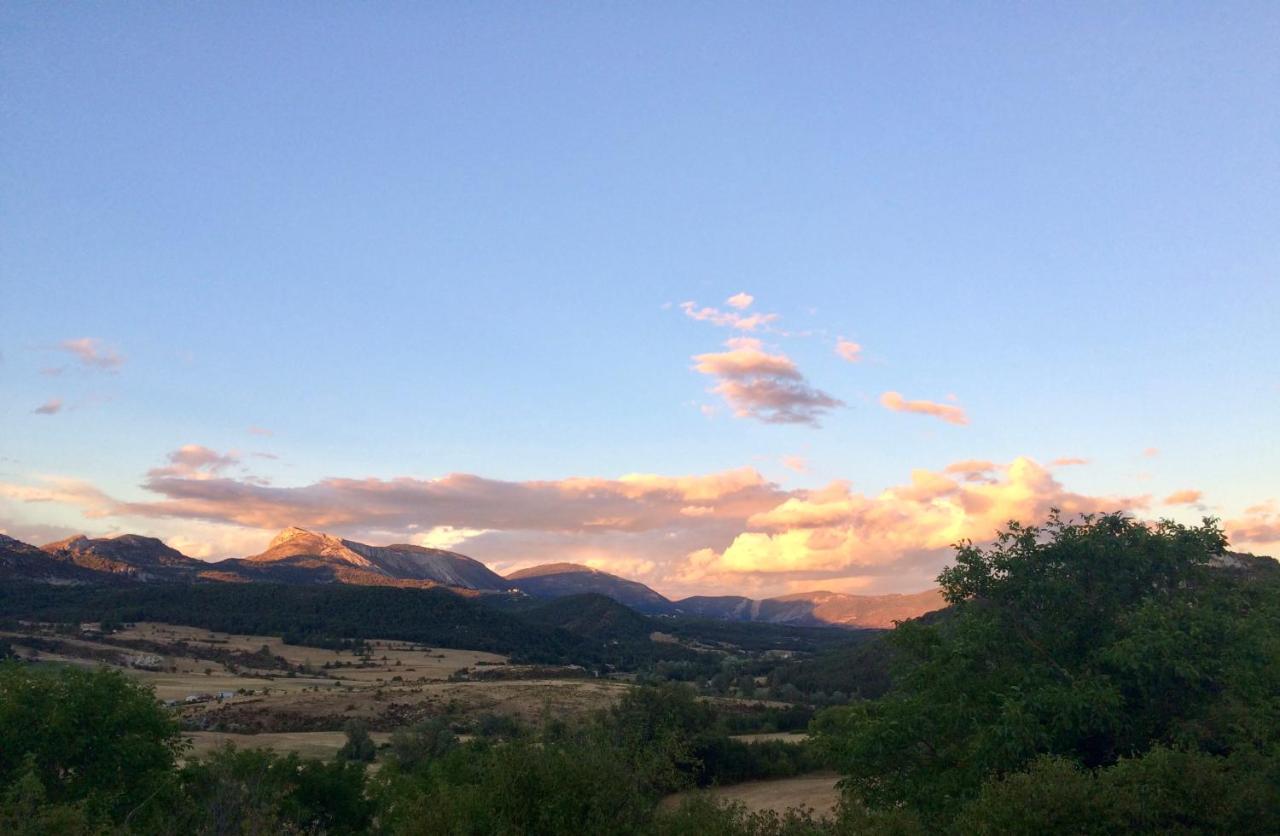 Comps-sur-Artuby L'Unicorne Bed & Yoga Haut Var מראה חיצוני תמונה
